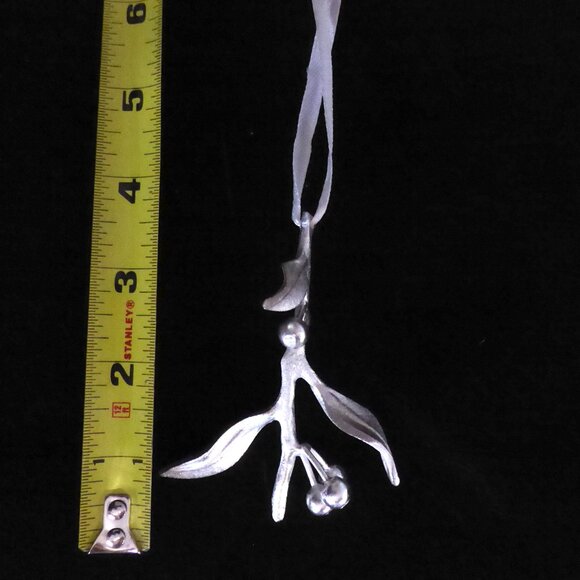 NEW 3.5” SILVER MISTLETOE BRANCH SPRIG ORNAMENT HOLIDAY CHRISTMAS DECORATION - Picture 3 of 15